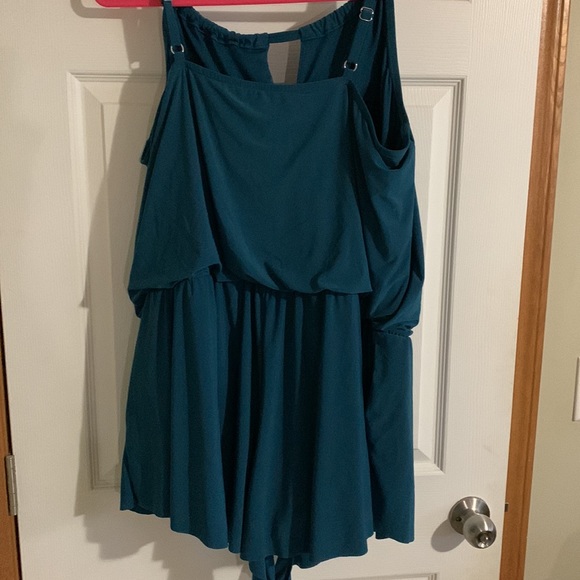 Women swim suit - Picture 6 of 8